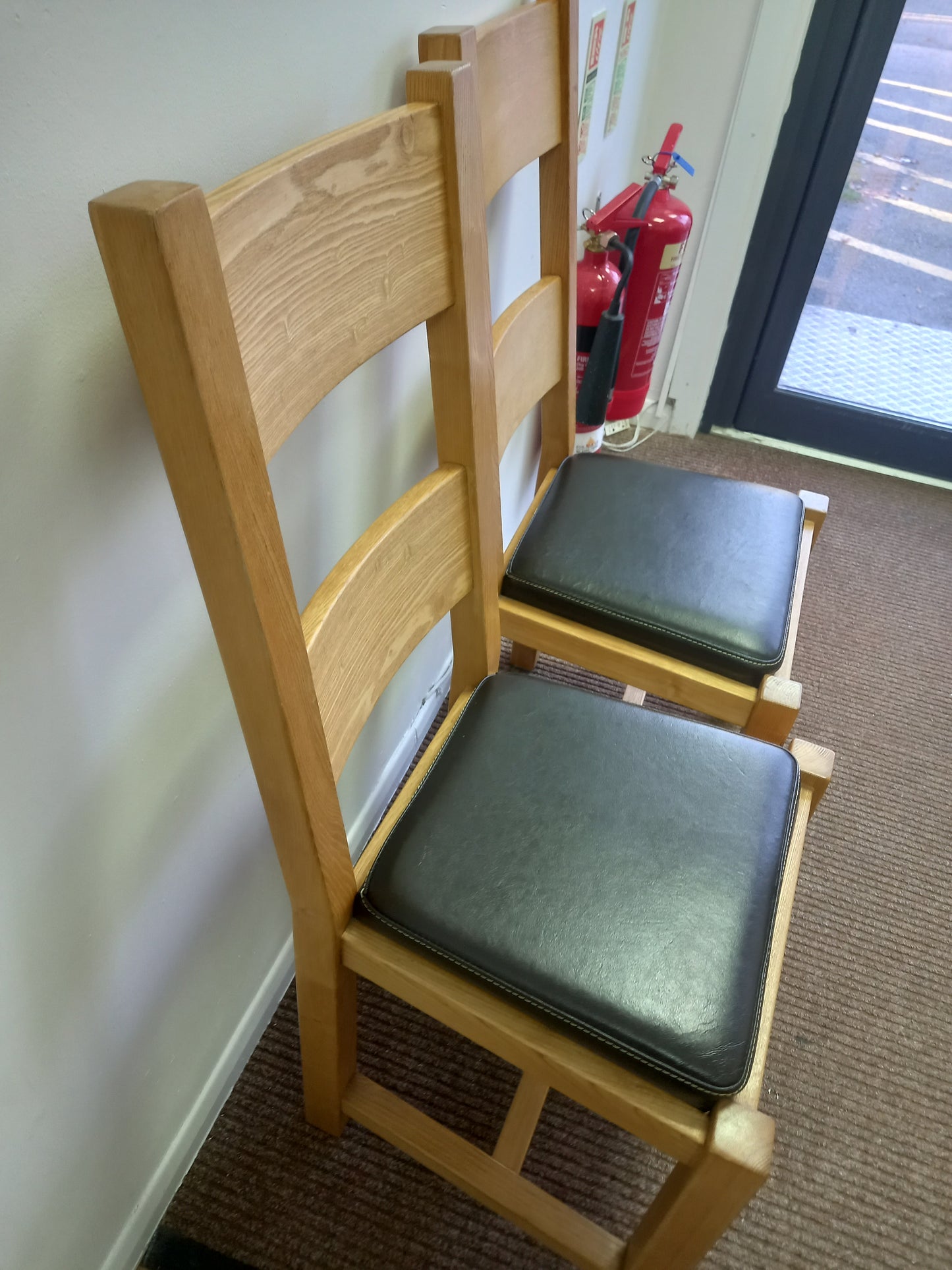 Dining Chairs ×2 (05122503)