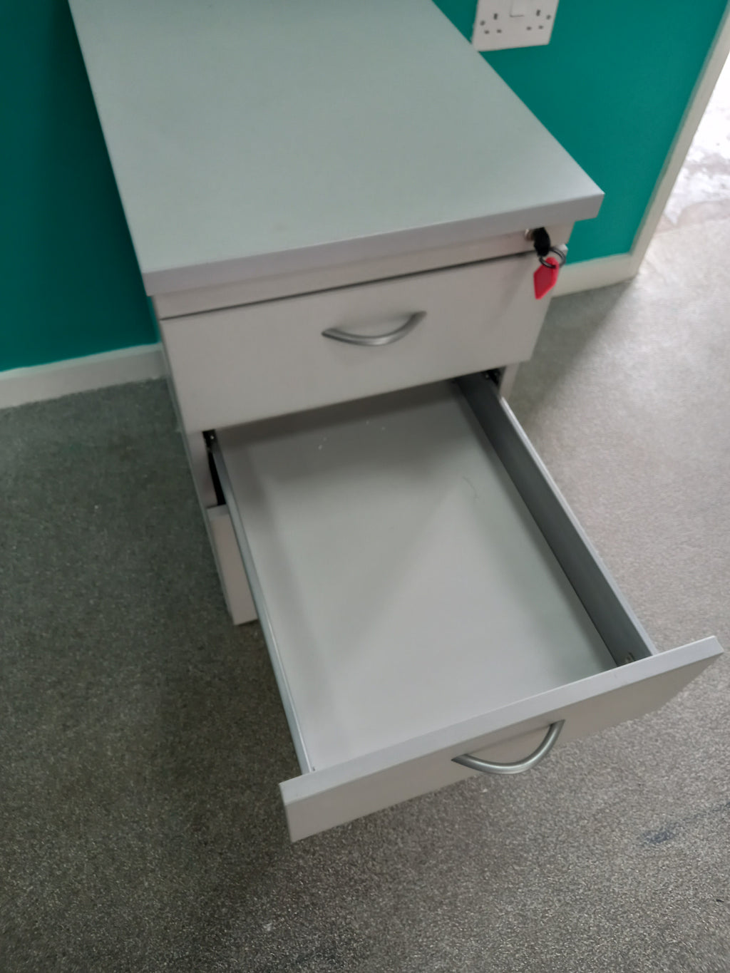 Filing Cabinet (16032603)