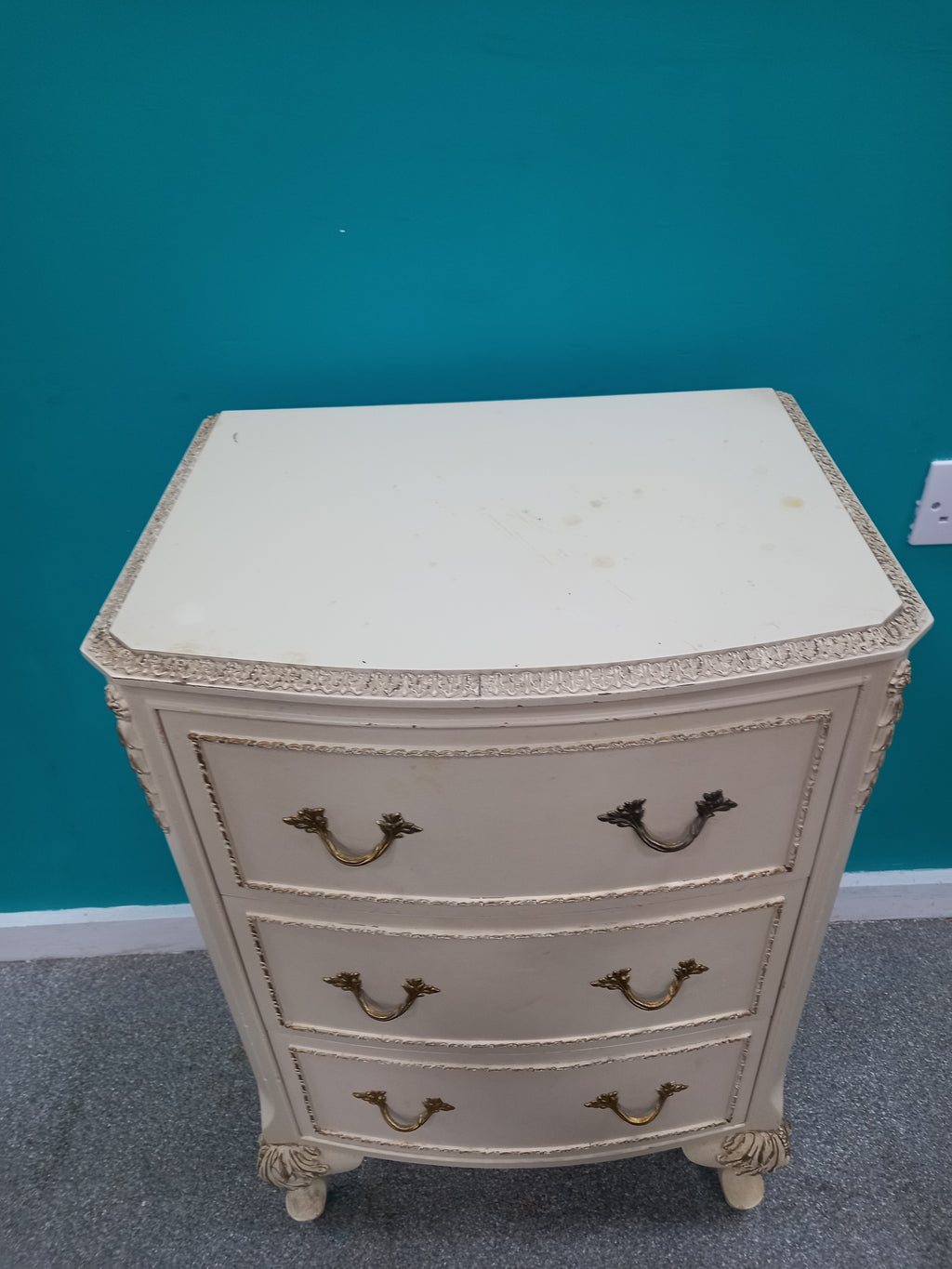 Small Chest Of Drawers (11082603)