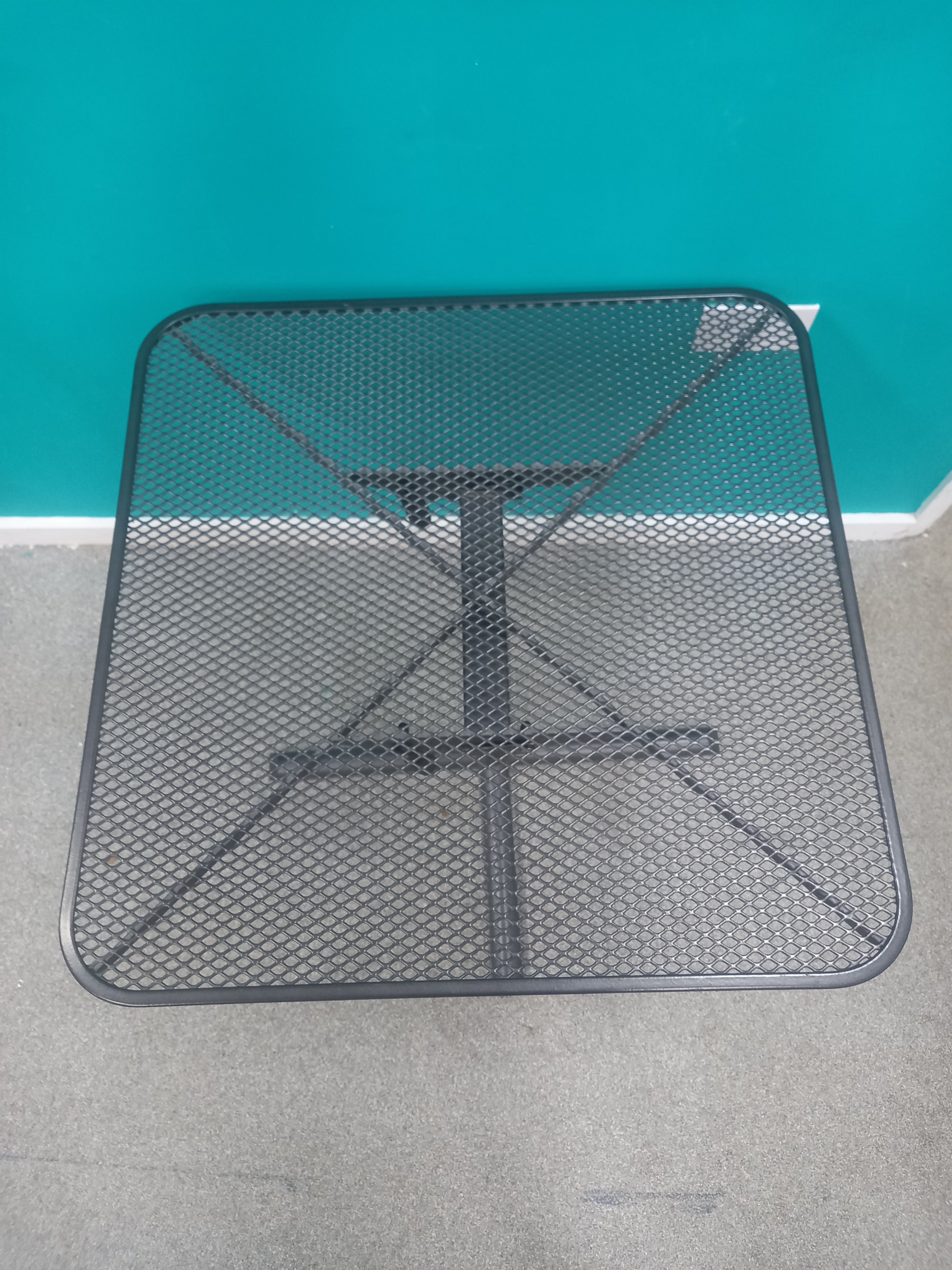 Garden Table 08062601