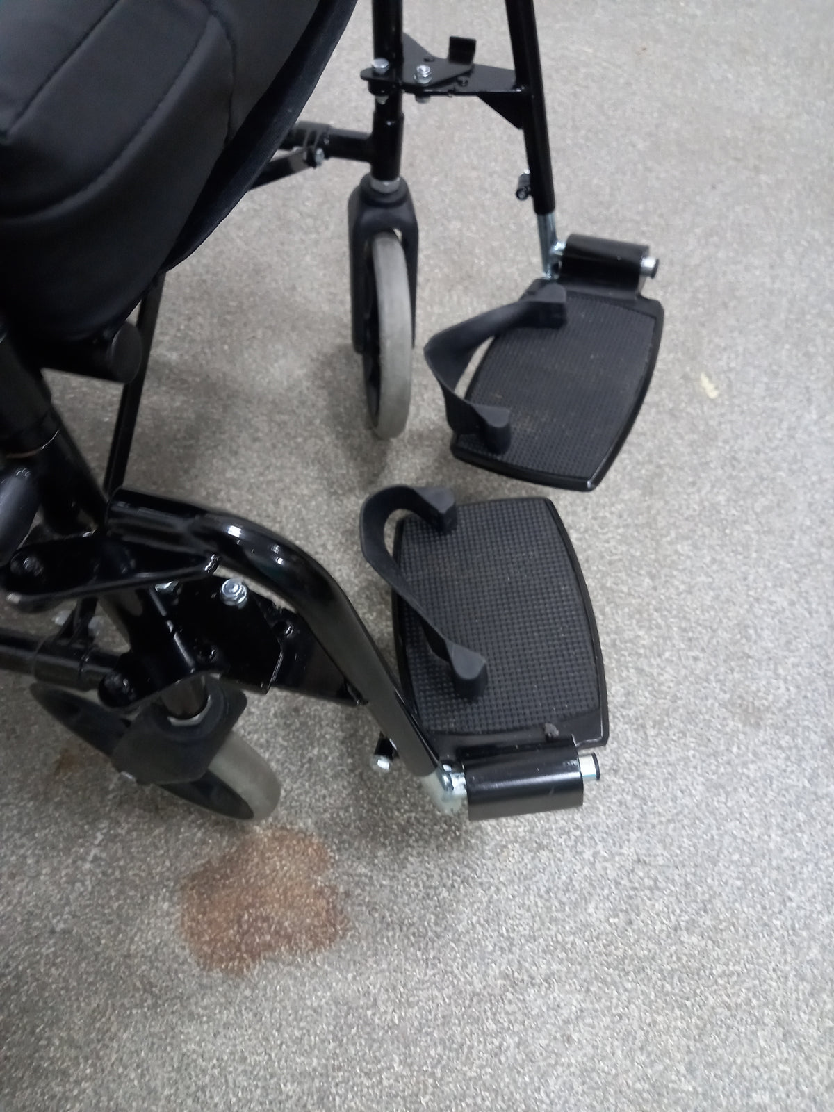 Wheelchair (04092602)