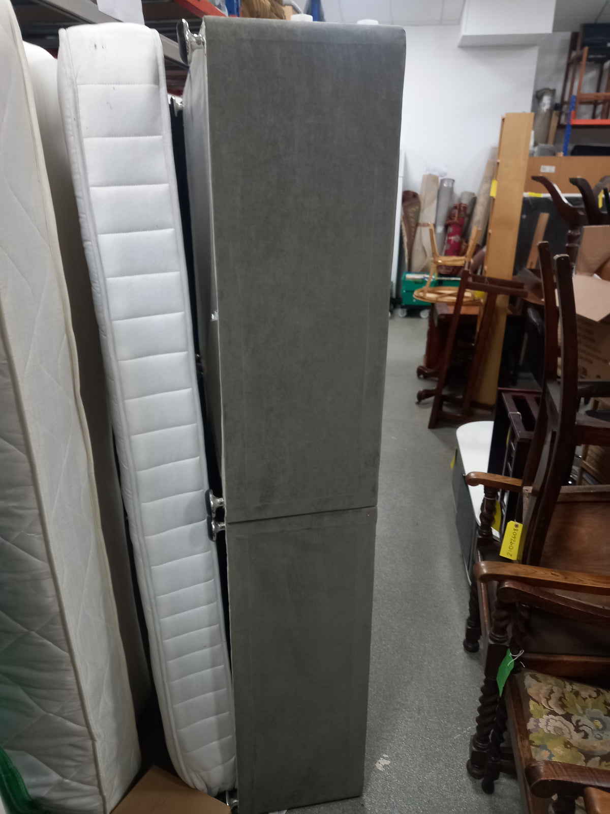 Double divan bed and Mattress (28092601)