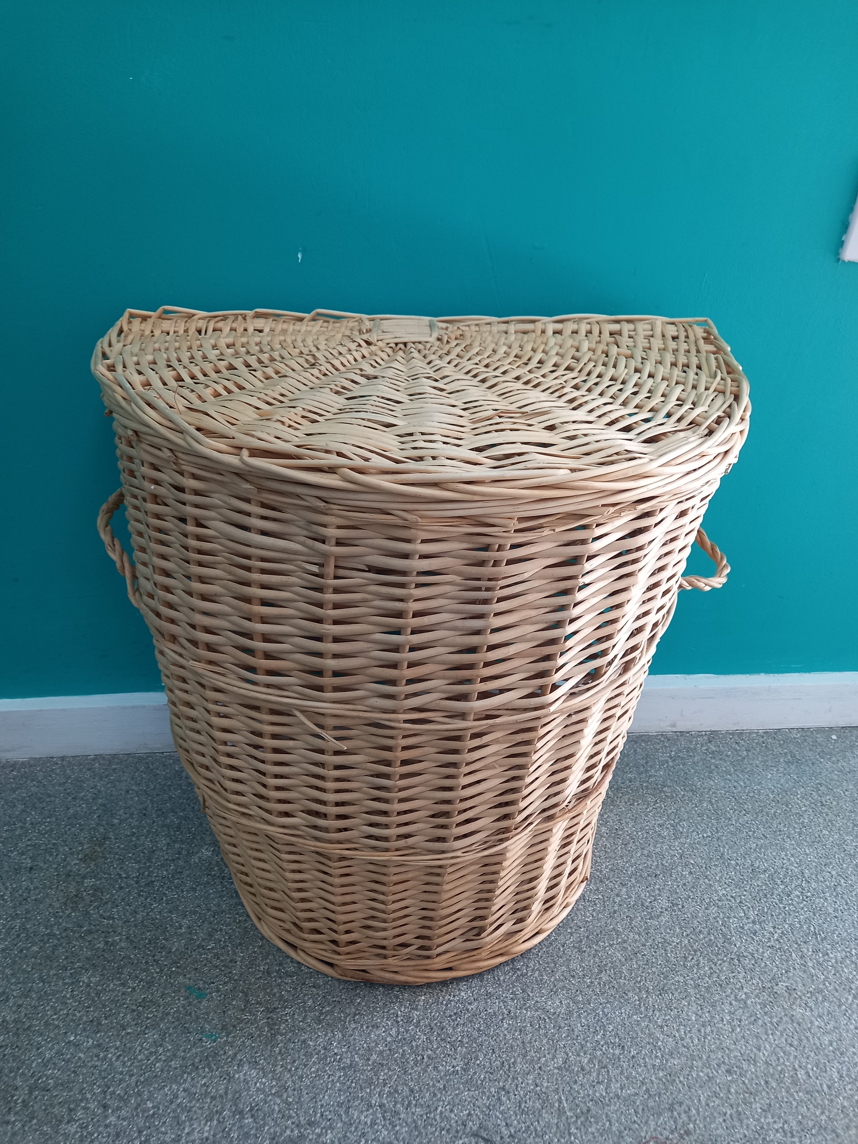 Laundry Basket (01072616)
