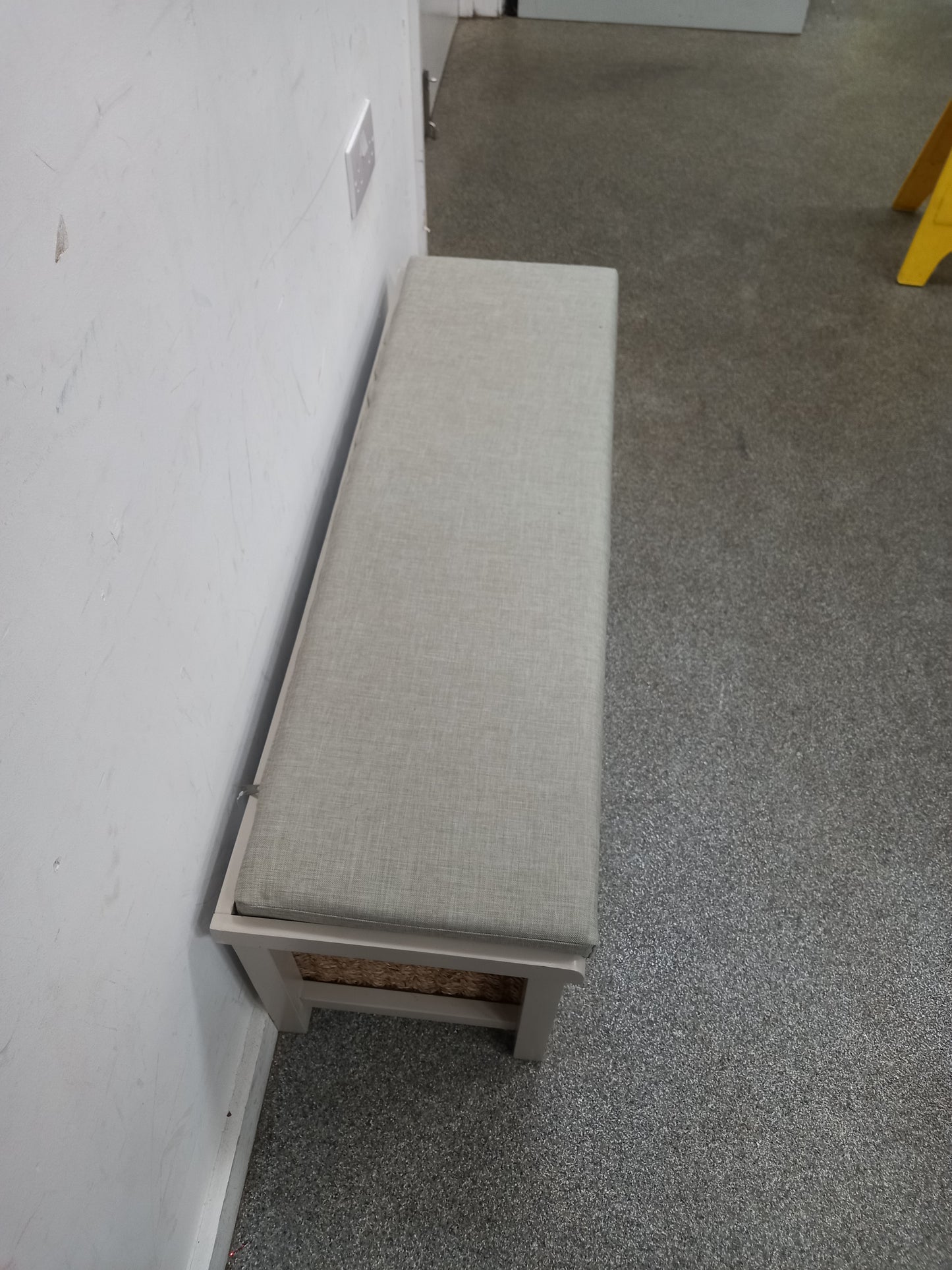 Shoe Bench (09122504)