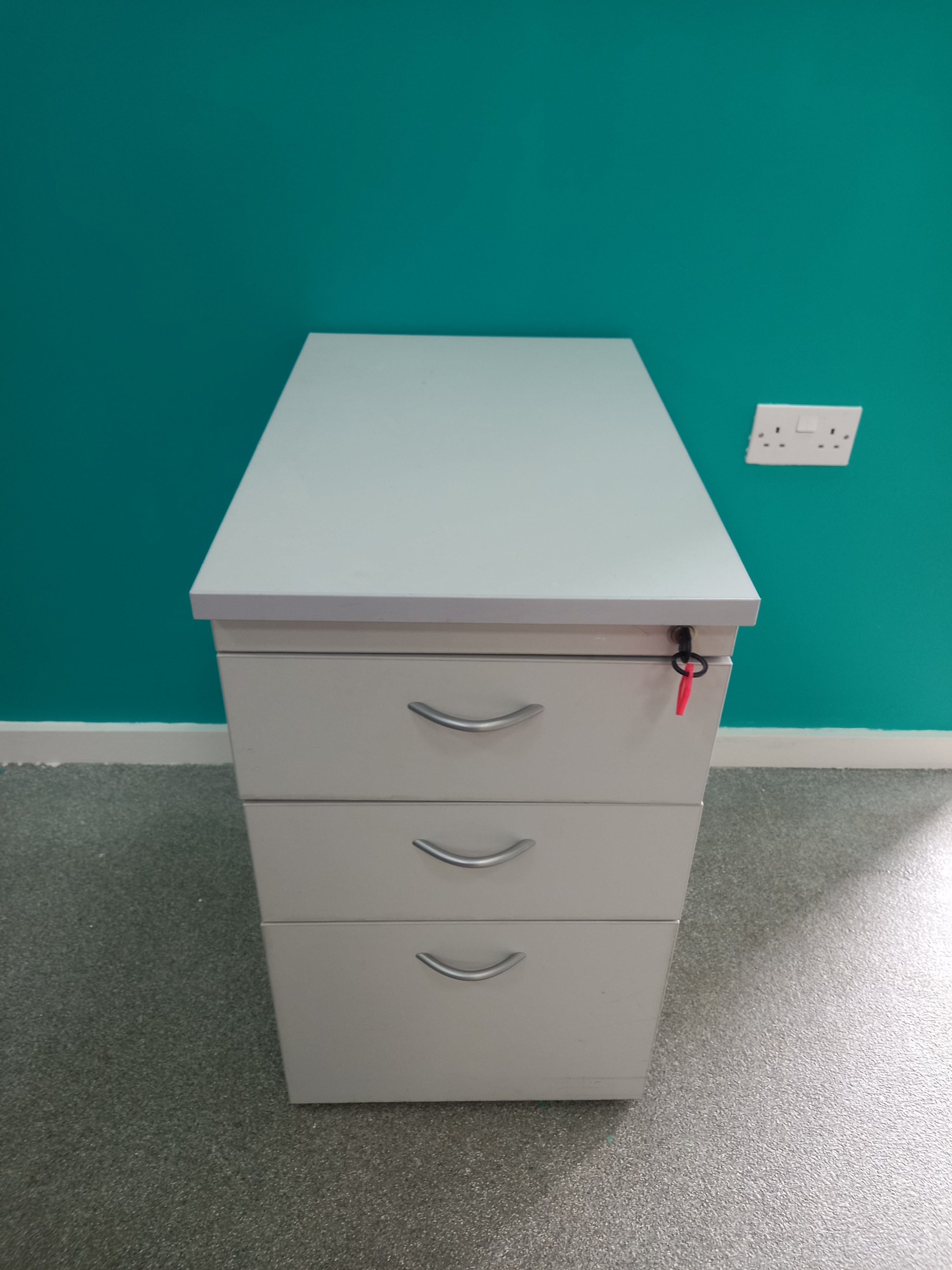 Filing Cabinet (16032603)