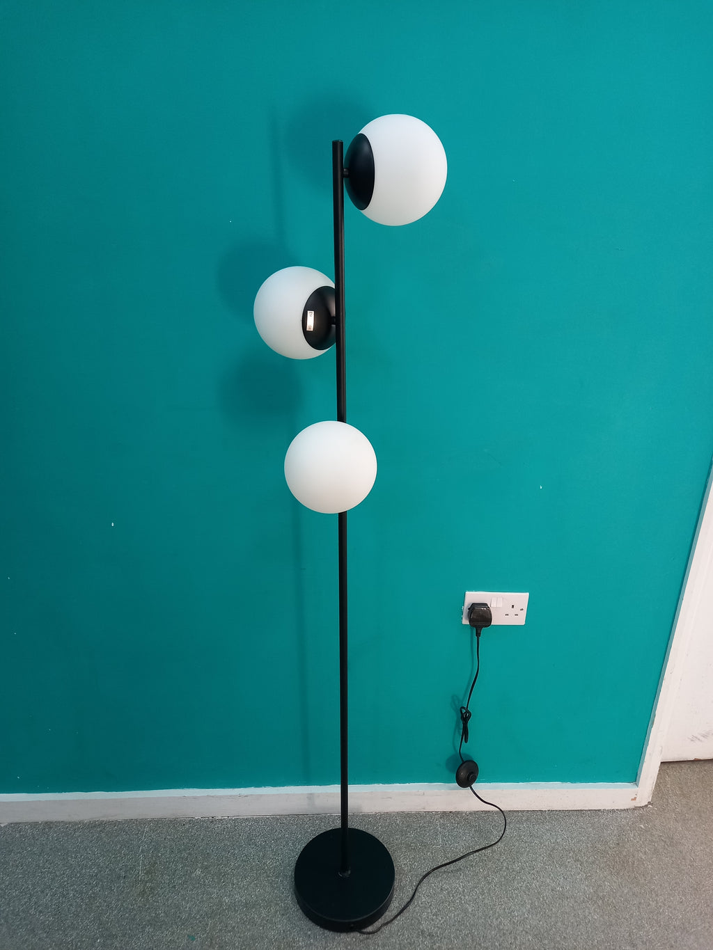 Modern floor Lamp (19102605)