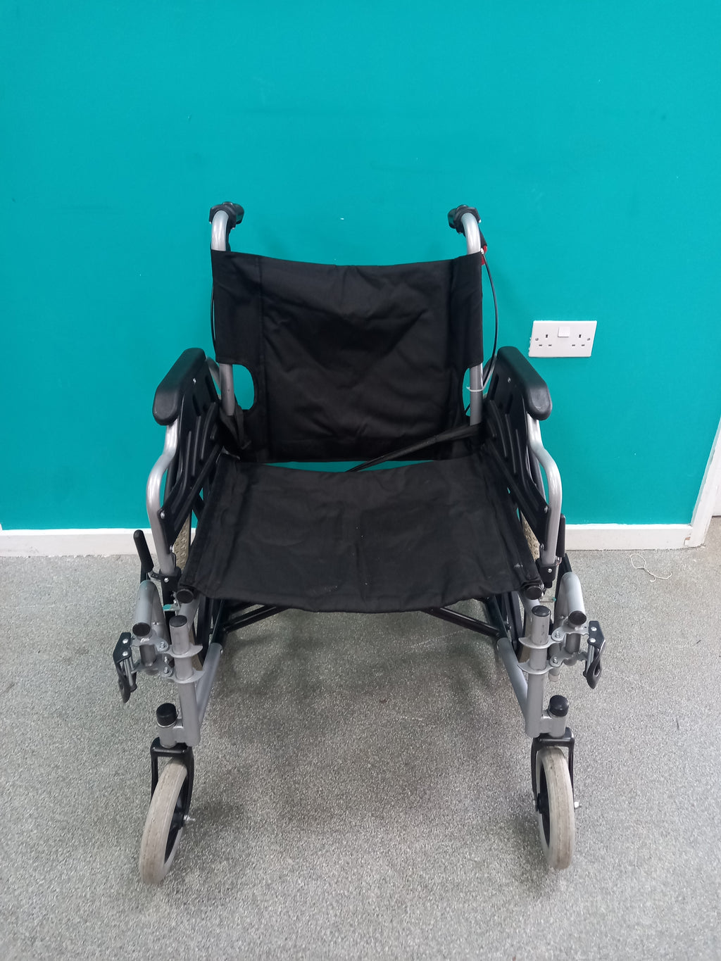 Wheelchair (10072602)