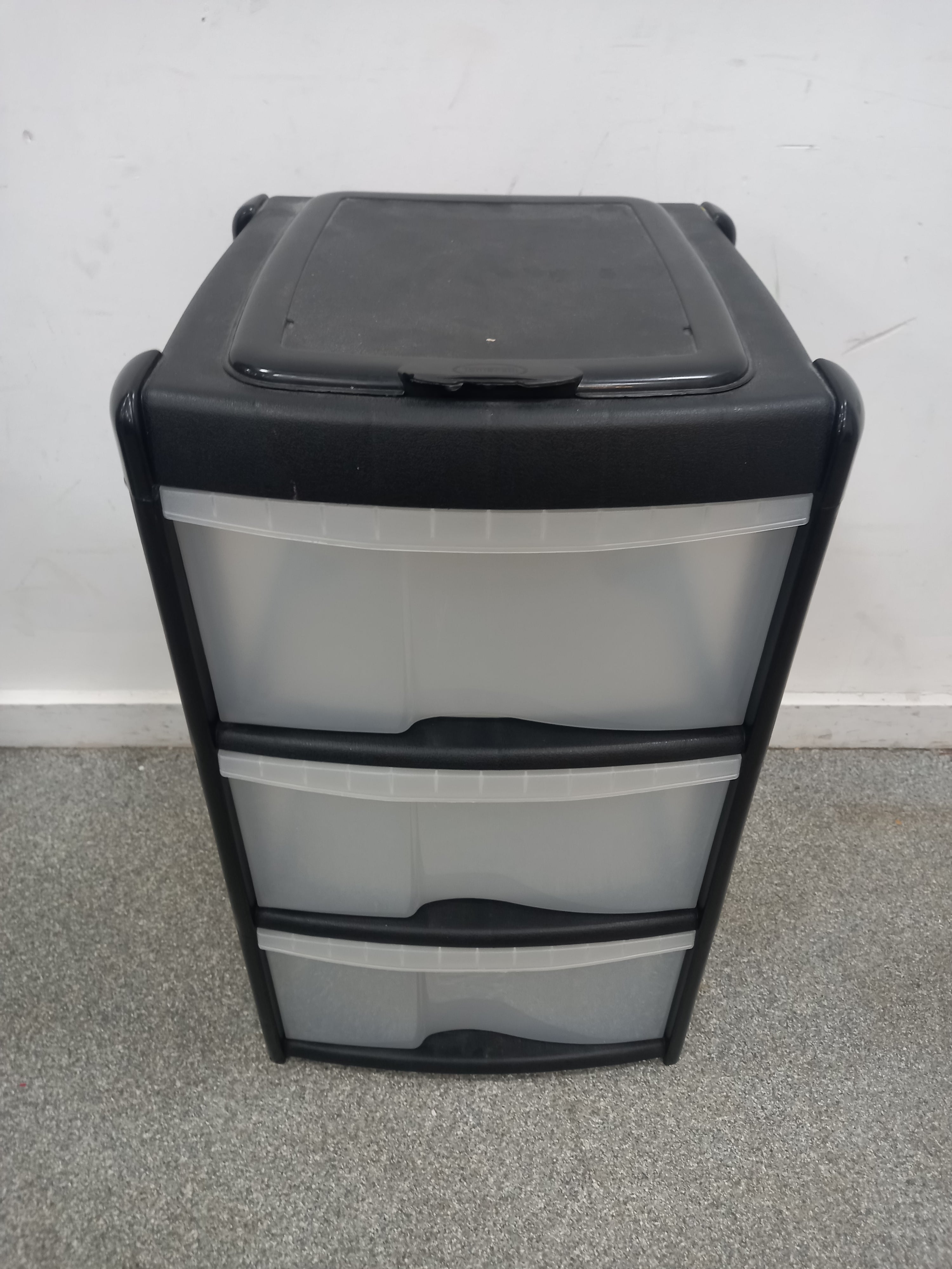 Plastic Storage Drawers Unit (26012602)