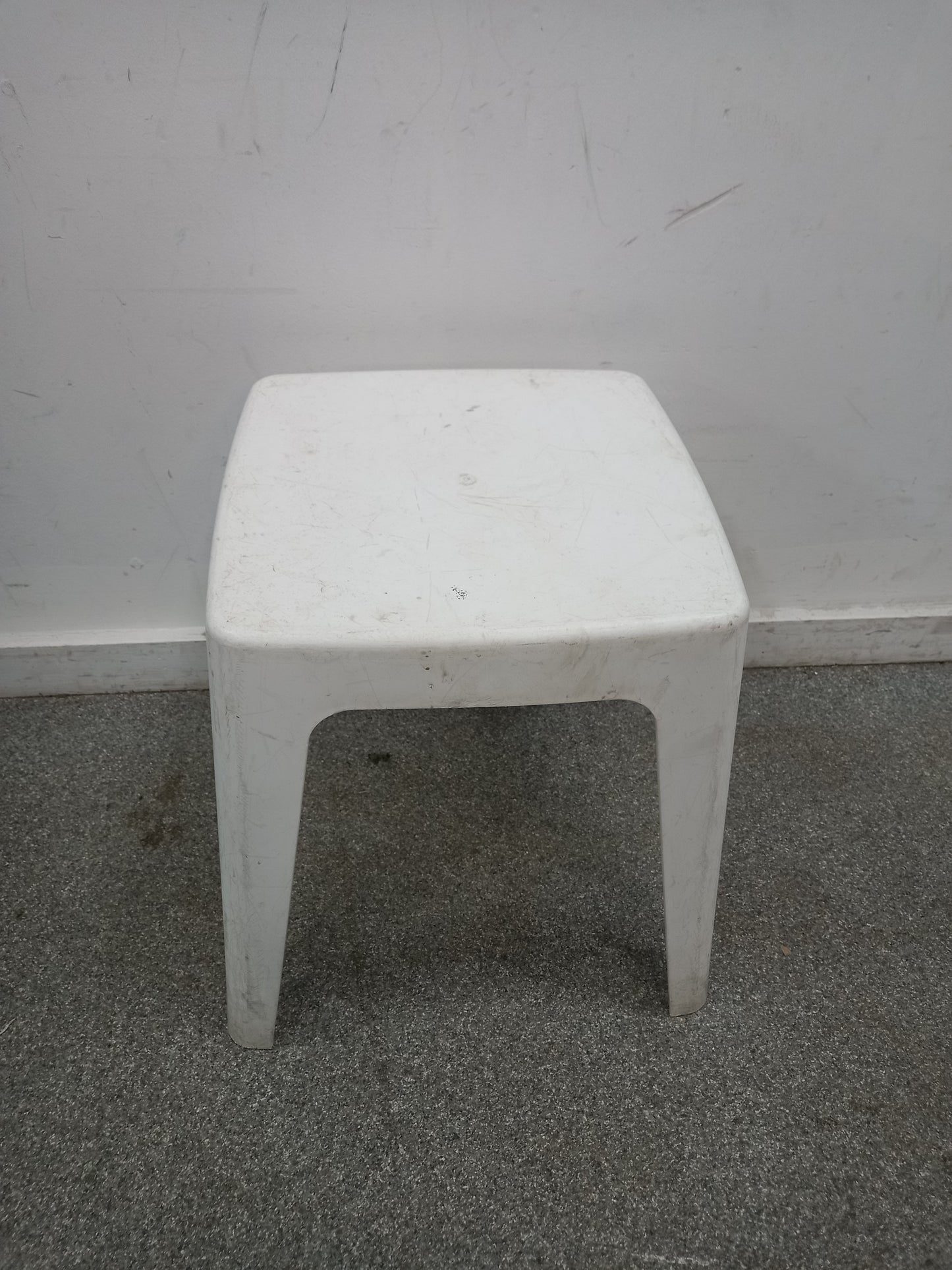 Plastic Stool (04112506)